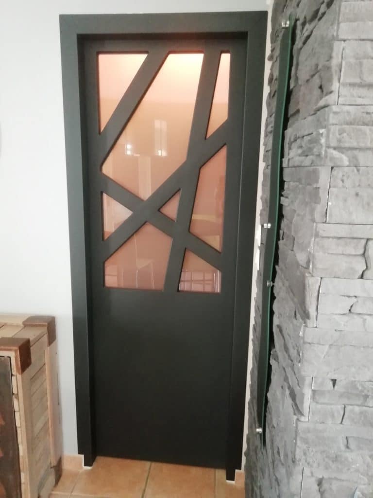 La fabrik_porte_verriere_cuisine_sur mesure_moderne_designe