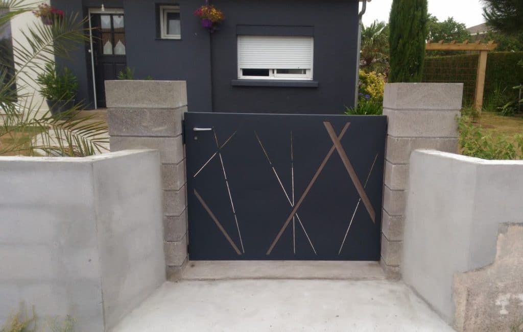 la fabrik_Garde corps_rambarde poteau_portillon_escalier_marche_exterieur_terasse_acier_moderne_designe_bois_metale