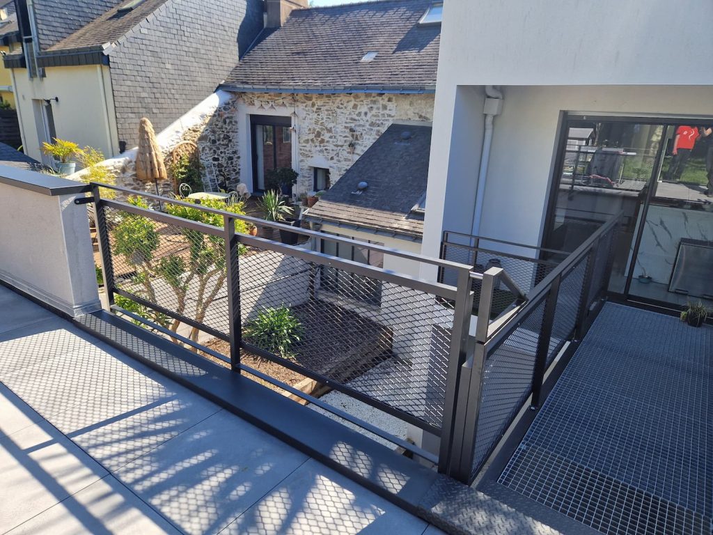 garde corps passerelle extérieur